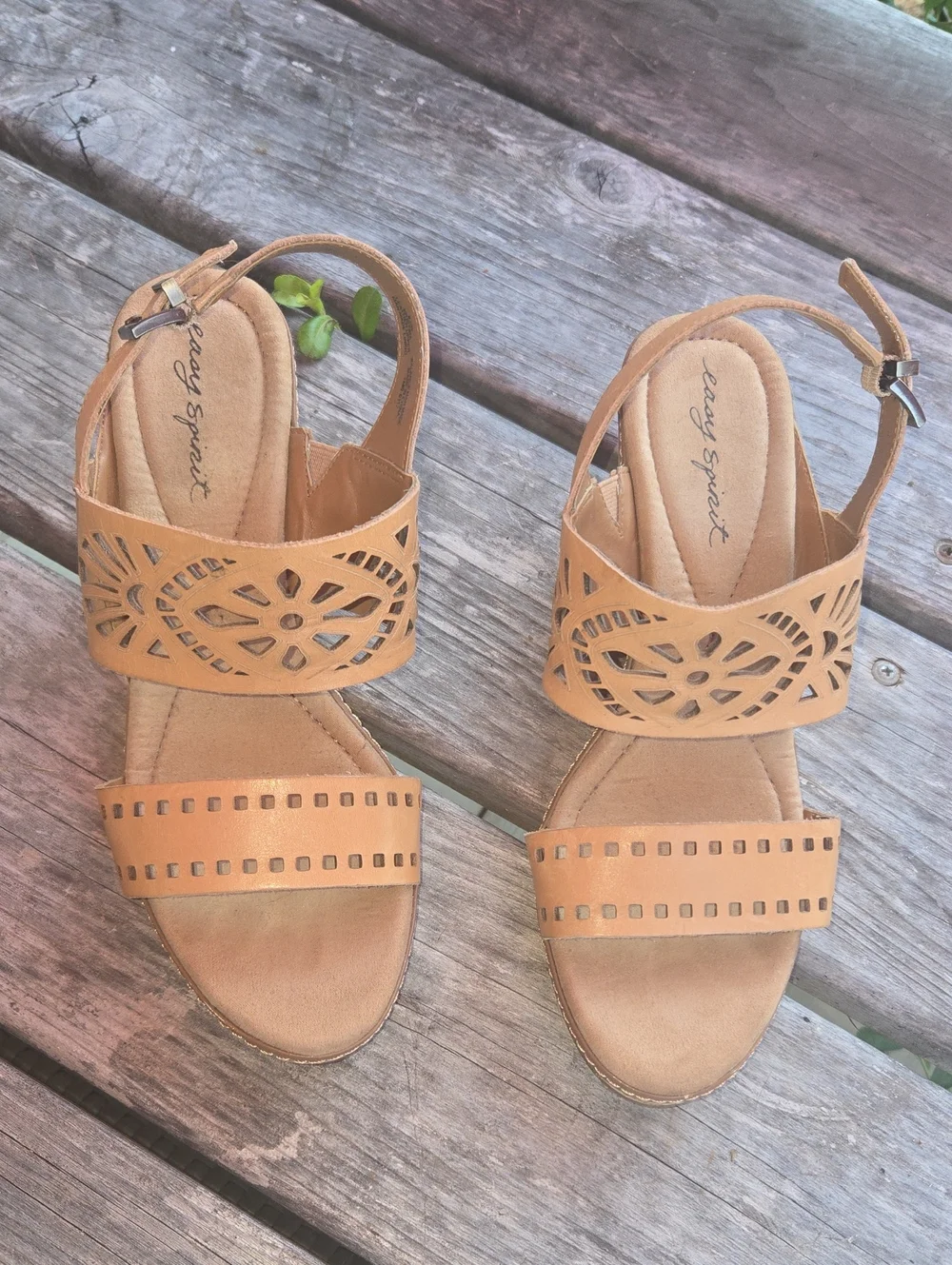 Easy Spirit Kristina Wedge Sandals Size 8.5 Wide